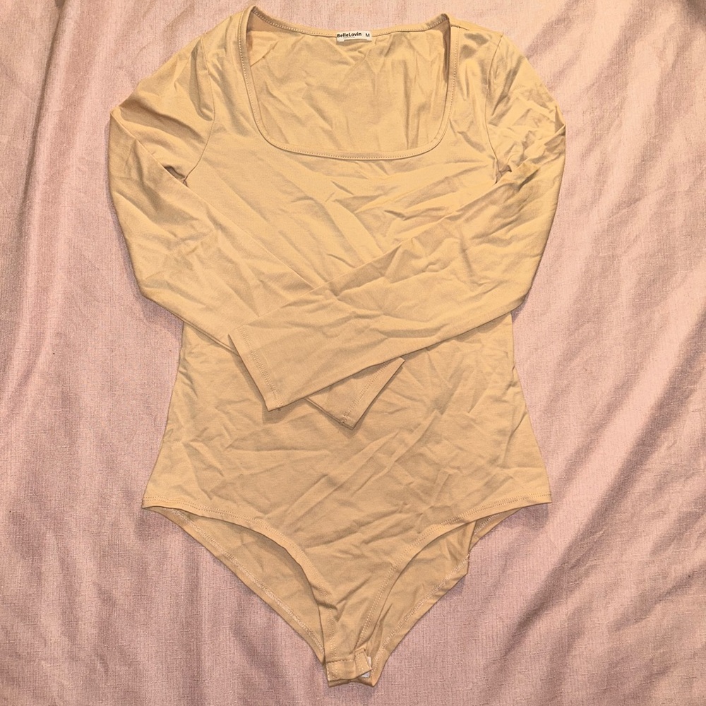 Pink beige long sleeve bodysuit!
